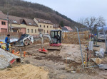 Prenajmem lesenie Plettac, skladacka , vykopove prace , bager , unc  – fotka 2